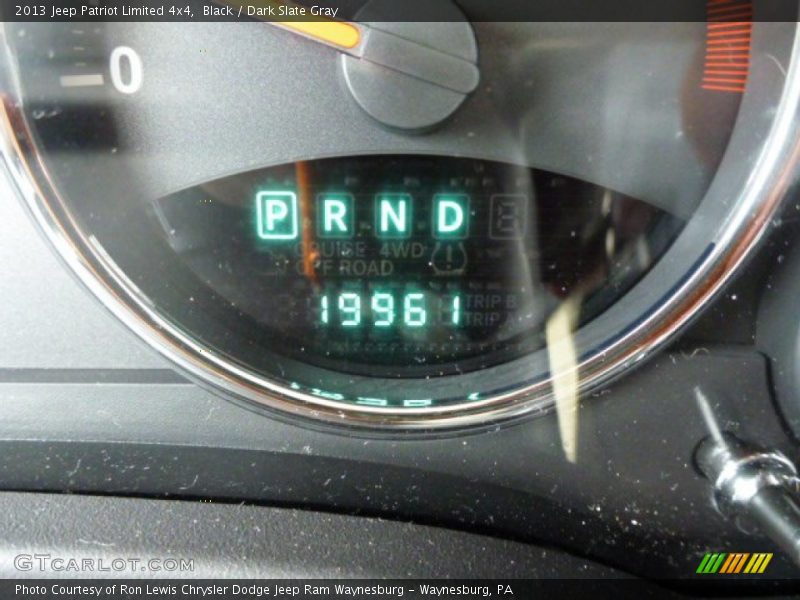 Black / Dark Slate Gray 2013 Jeep Patriot Limited 4x4
