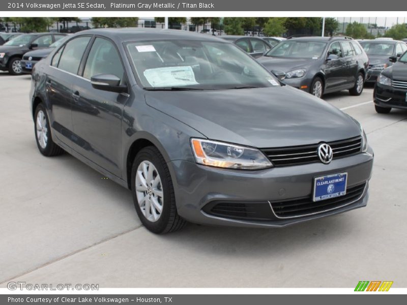 Platinum Gray Metallic / Titan Black 2014 Volkswagen Jetta SE Sedan