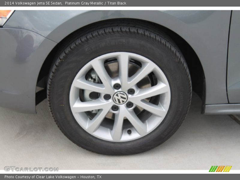 Platinum Gray Metallic / Titan Black 2014 Volkswagen Jetta SE Sedan