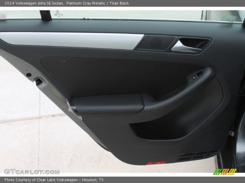 Platinum Gray Metallic / Titan Black 2014 Volkswagen Jetta SE Sedan
