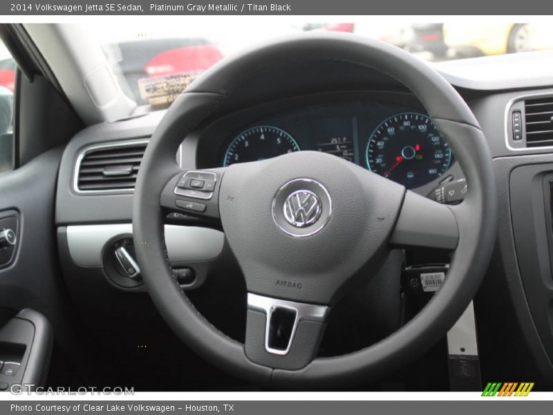 Platinum Gray Metallic / Titan Black 2014 Volkswagen Jetta SE Sedan