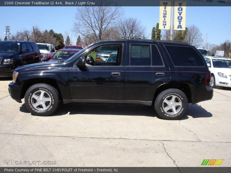 Black / Light Gray 2006 Chevrolet TrailBlazer LS 4x4