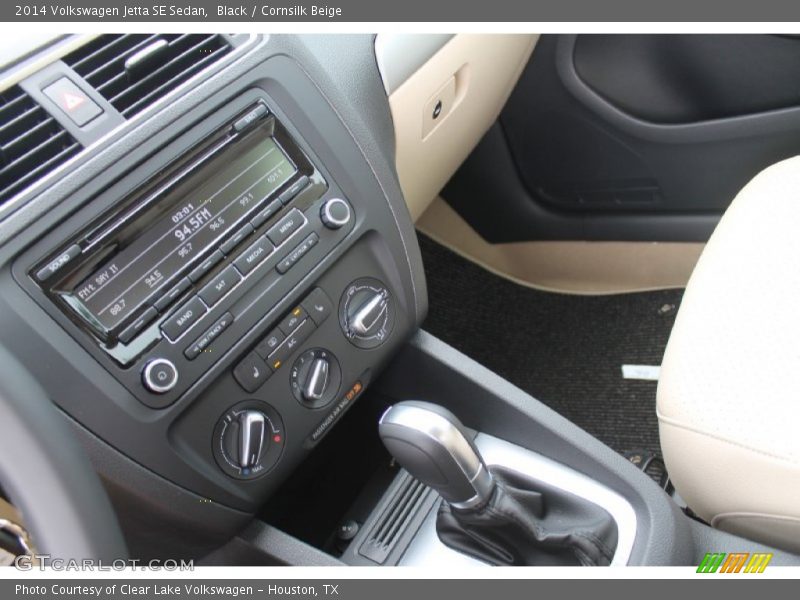 Black / Cornsilk Beige 2014 Volkswagen Jetta SE Sedan