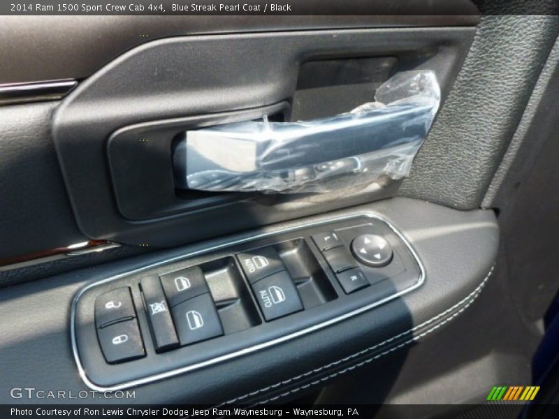 Blue Streak Pearl Coat / Black 2014 Ram 1500 Sport Crew Cab 4x4