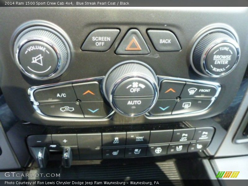 Blue Streak Pearl Coat / Black 2014 Ram 1500 Sport Crew Cab 4x4