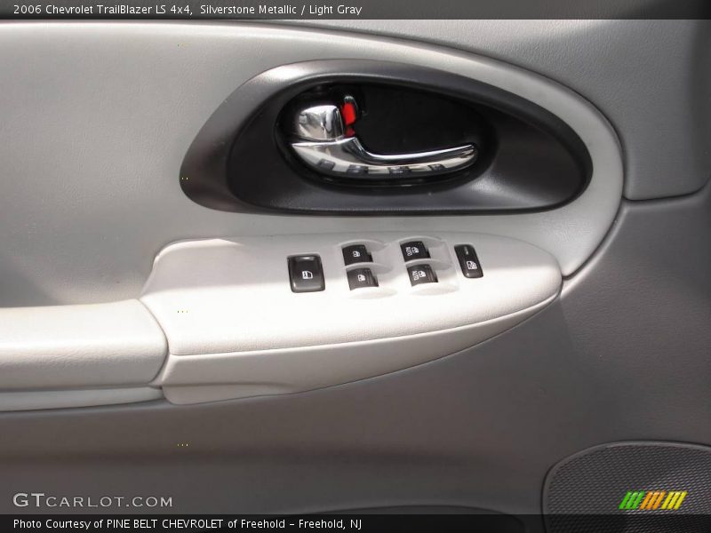 Silverstone Metallic / Light Gray 2006 Chevrolet TrailBlazer LS 4x4
