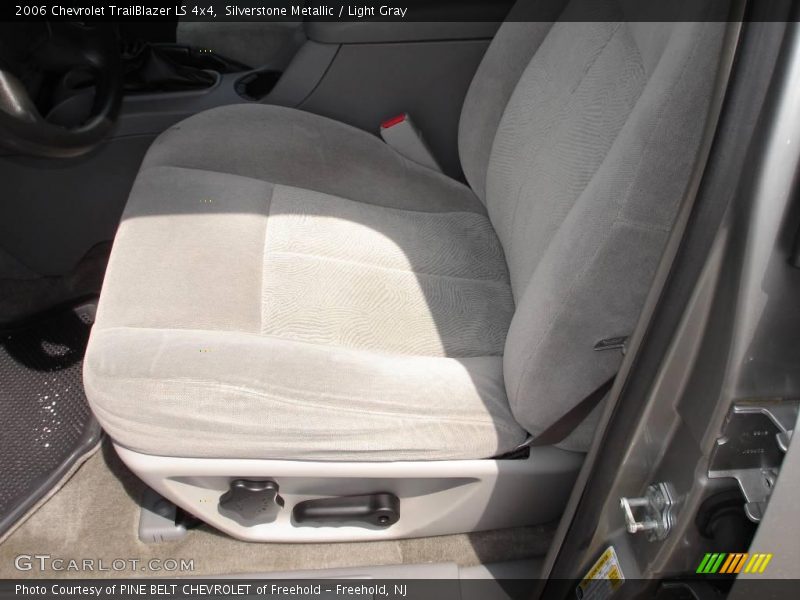 Silverstone Metallic / Light Gray 2006 Chevrolet TrailBlazer LS 4x4