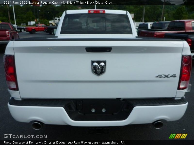 Bright White / Black/Diesel Gray 2014 Ram 1500 Express Regular Cab 4x4