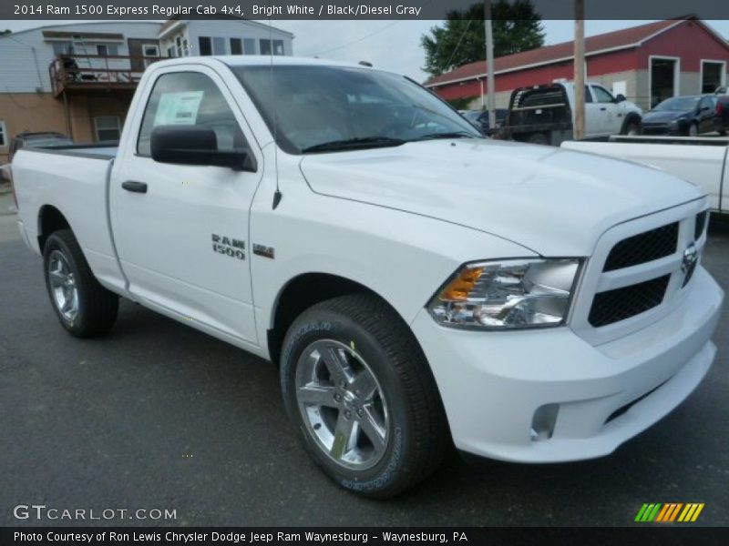 Bright White / Black/Diesel Gray 2014 Ram 1500 Express Regular Cab 4x4
