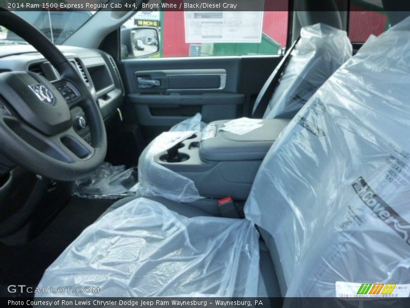 Bright White / Black/Diesel Gray 2014 Ram 1500 Express Regular Cab 4x4