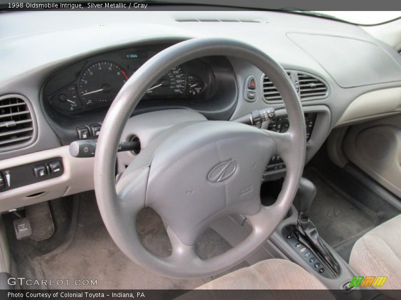 Silver Metallic / Gray 1998 Oldsmobile Intrigue