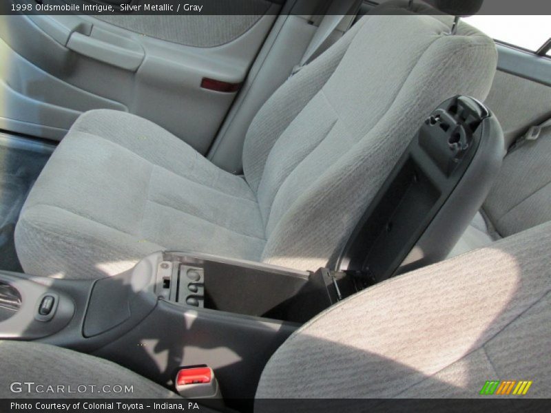 Silver Metallic / Gray 1998 Oldsmobile Intrigue