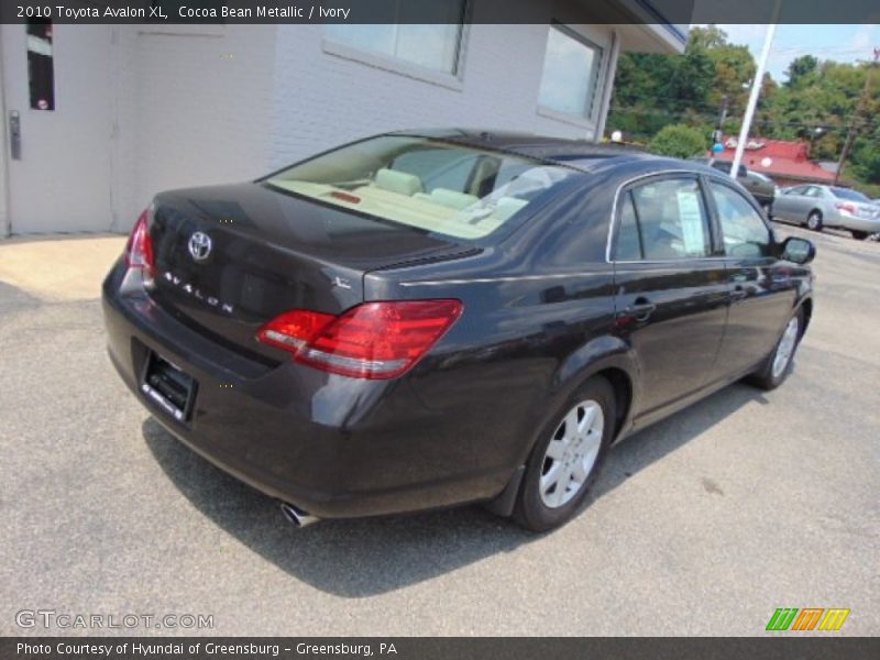 Cocoa Bean Metallic / Ivory 2010 Toyota Avalon XL