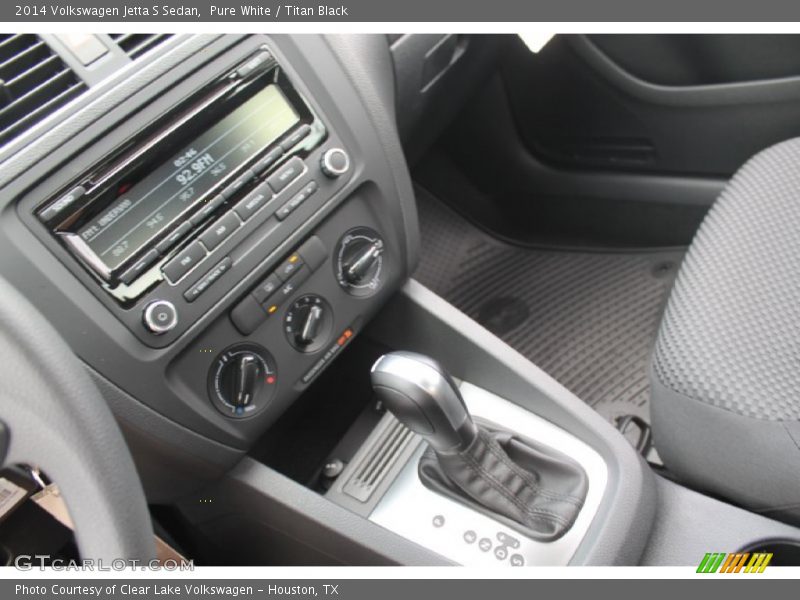 Pure White / Titan Black 2014 Volkswagen Jetta S Sedan