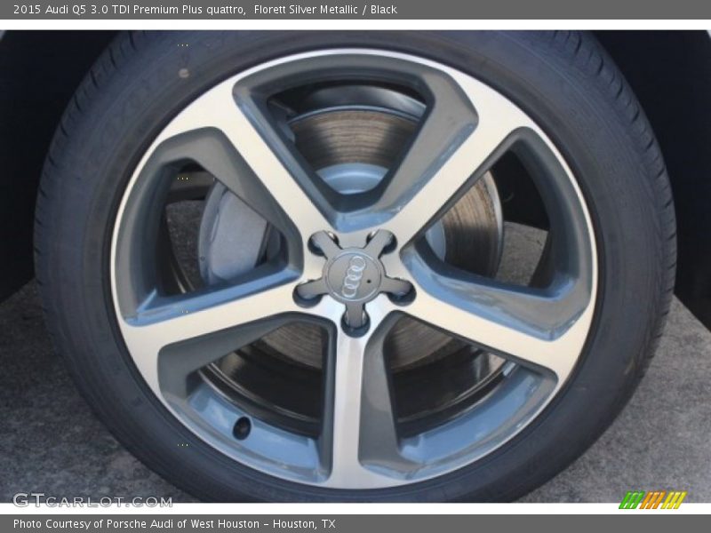 Florett Silver Metallic / Black 2015 Audi Q5 3.0 TDI Premium Plus quattro