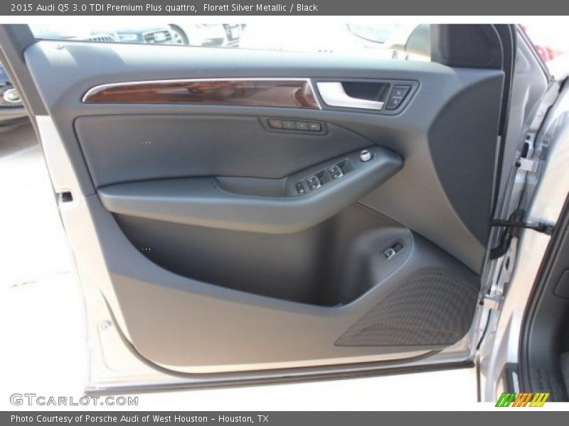 Florett Silver Metallic / Black 2015 Audi Q5 3.0 TDI Premium Plus quattro