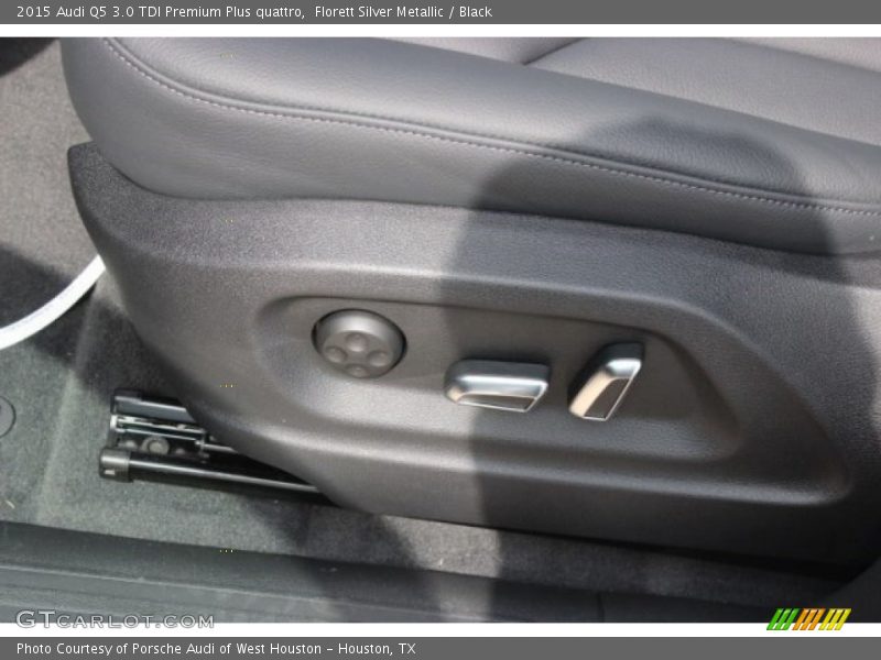 Florett Silver Metallic / Black 2015 Audi Q5 3.0 TDI Premium Plus quattro