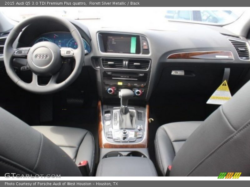 Florett Silver Metallic / Black 2015 Audi Q5 3.0 TDI Premium Plus quattro
