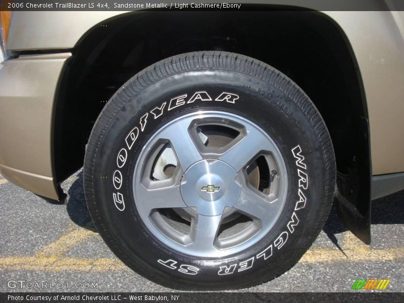 Sandstone Metallic / Light Cashmere/Ebony 2006 Chevrolet TrailBlazer LS 4x4