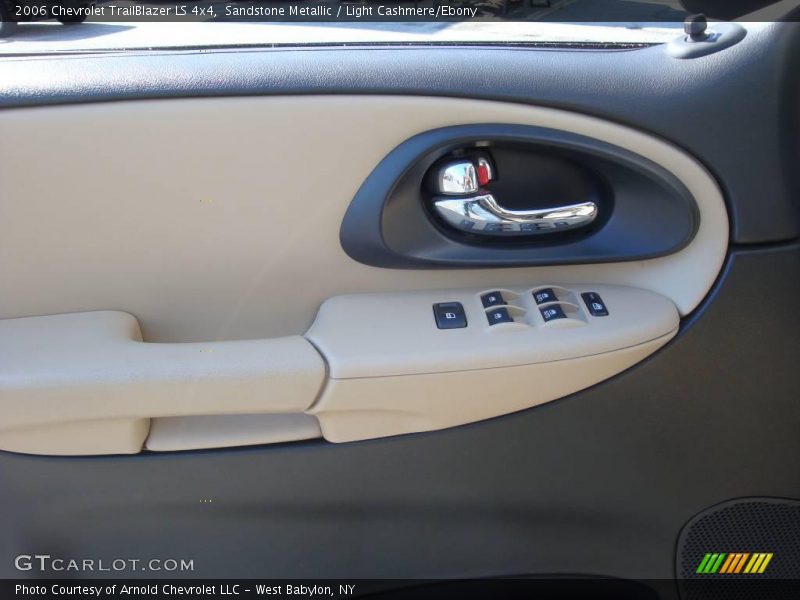 Sandstone Metallic / Light Cashmere/Ebony 2006 Chevrolet TrailBlazer LS 4x4
