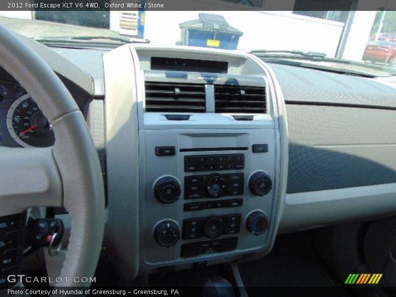 Oxford White / Stone 2012 Ford Escape XLT V6 4WD