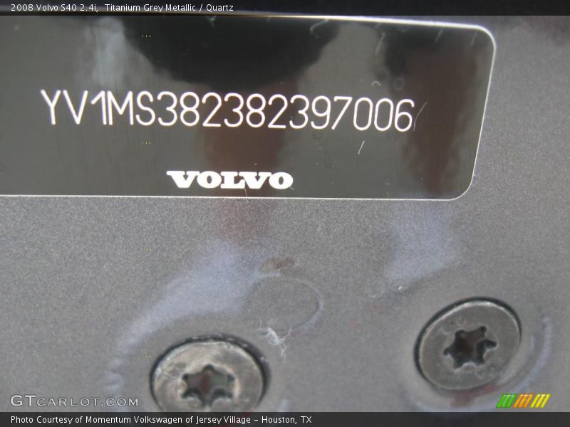 Titanium Grey Metallic / Quartz 2008 Volvo S40 2.4i