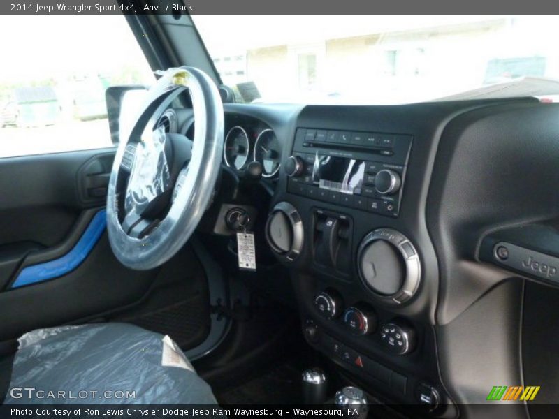 Anvil / Black 2014 Jeep Wrangler Sport 4x4