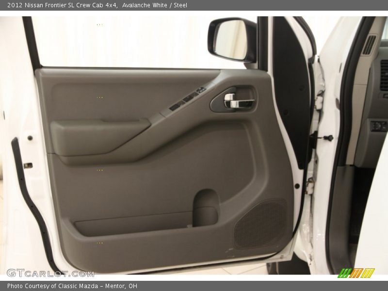 Avalanche White / Steel 2012 Nissan Frontier SL Crew Cab 4x4