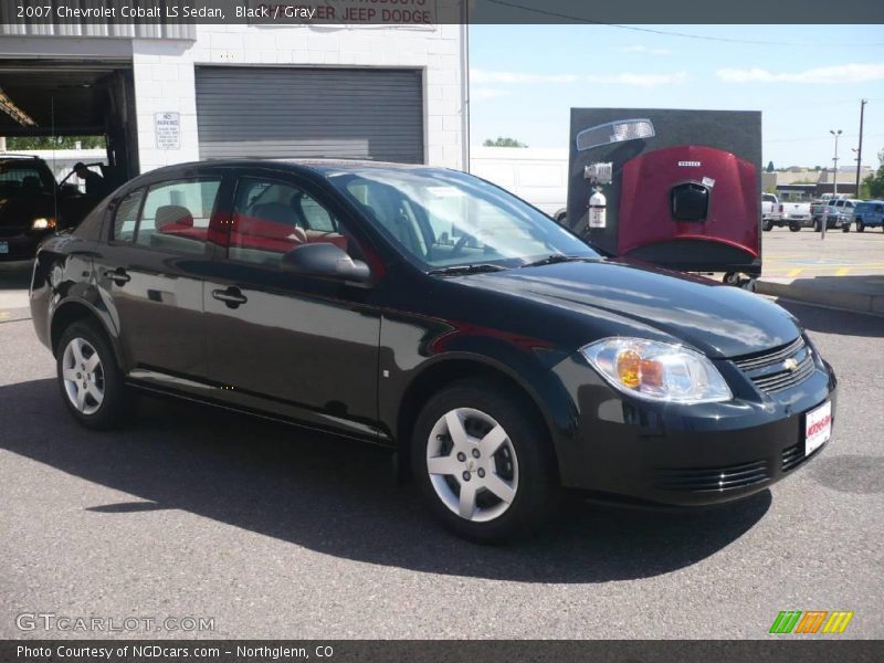 Black / Gray 2007 Chevrolet Cobalt LS Sedan
