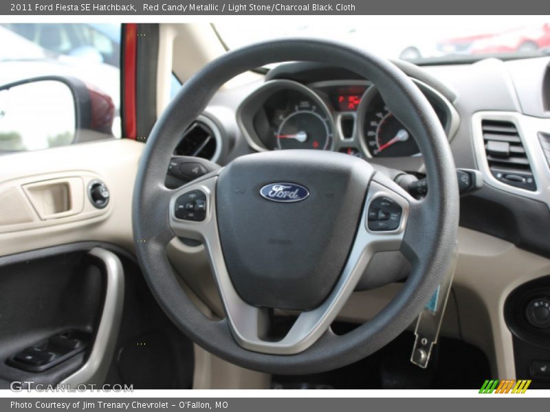 Red Candy Metallic / Light Stone/Charcoal Black Cloth 2011 Ford Fiesta SE Hatchback
