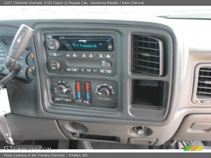 Sandstone Metallic / Dark Charcoal 2007 Chevrolet Silverado 1500 Classic LS Regular Cab