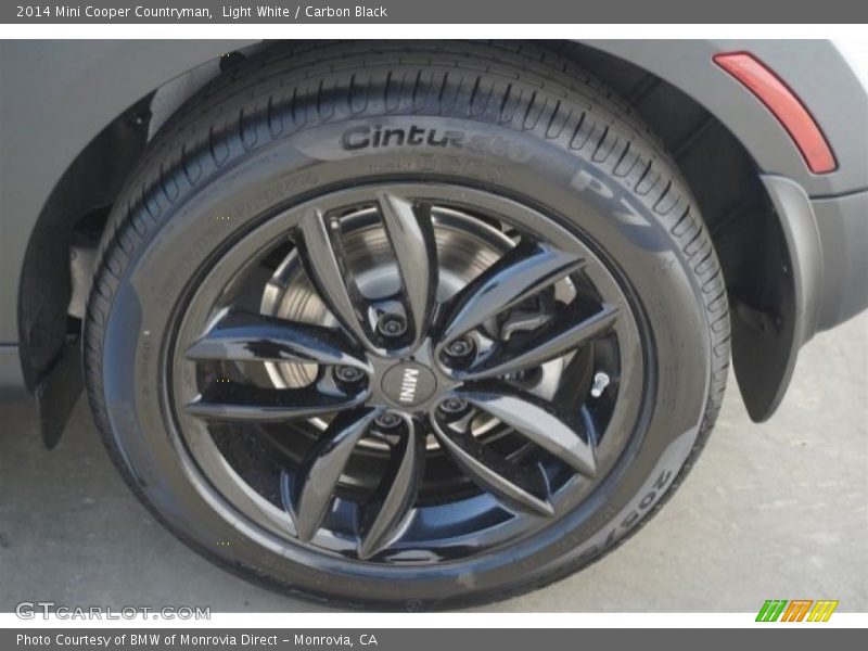 Light White / Carbon Black 2014 Mini Cooper Countryman