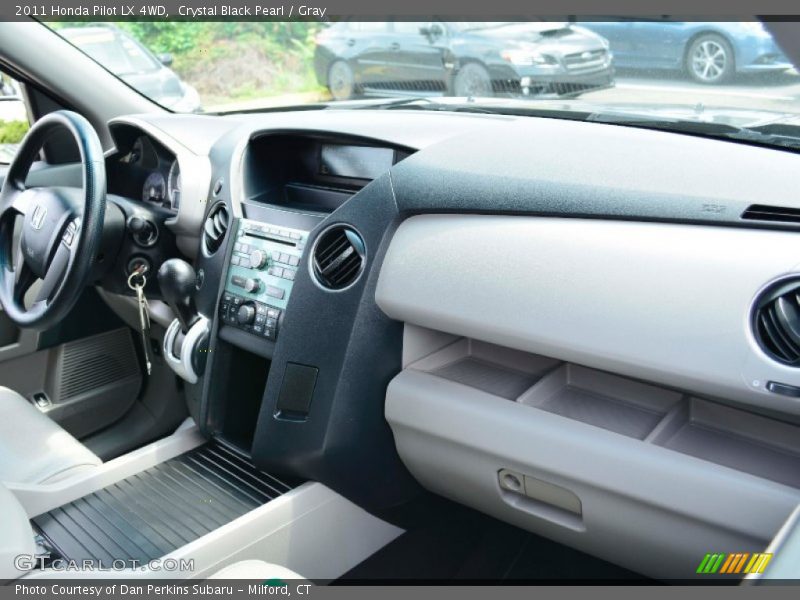 Crystal Black Pearl / Gray 2011 Honda Pilot LX 4WD