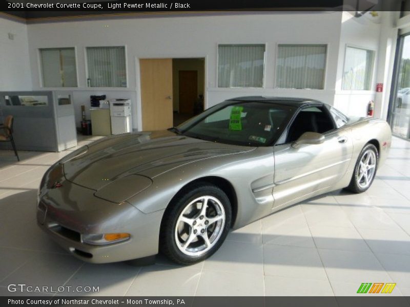 Light Pewter Metallic / Black 2001 Chevrolet Corvette Coupe