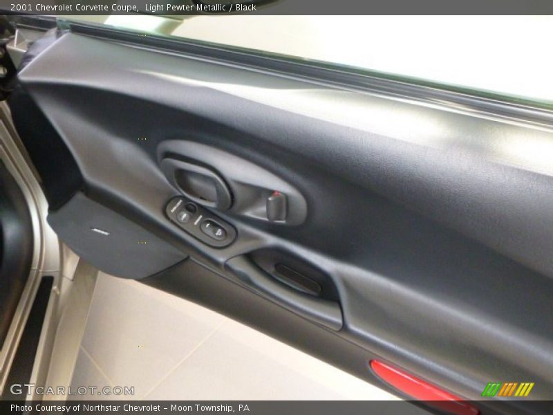 Light Pewter Metallic / Black 2001 Chevrolet Corvette Coupe