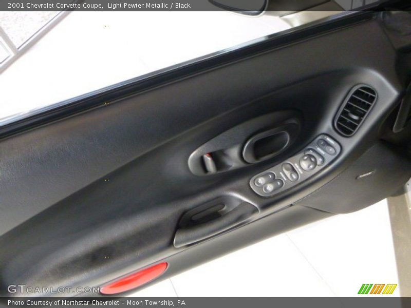 Light Pewter Metallic / Black 2001 Chevrolet Corvette Coupe