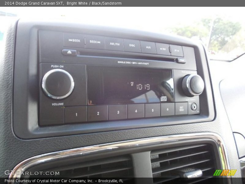 Bright White / Black/Sandstorm 2014 Dodge Grand Caravan SXT