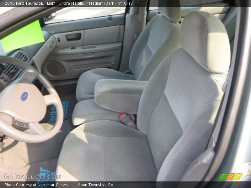 Light Tundra Metallic / Medium/Dark Flint Grey 2006 Ford Taurus SE