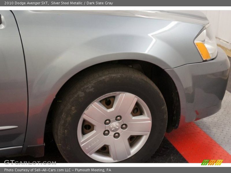 Silver Steel Metallic / Dark Slate Gray 2010 Dodge Avenger SXT