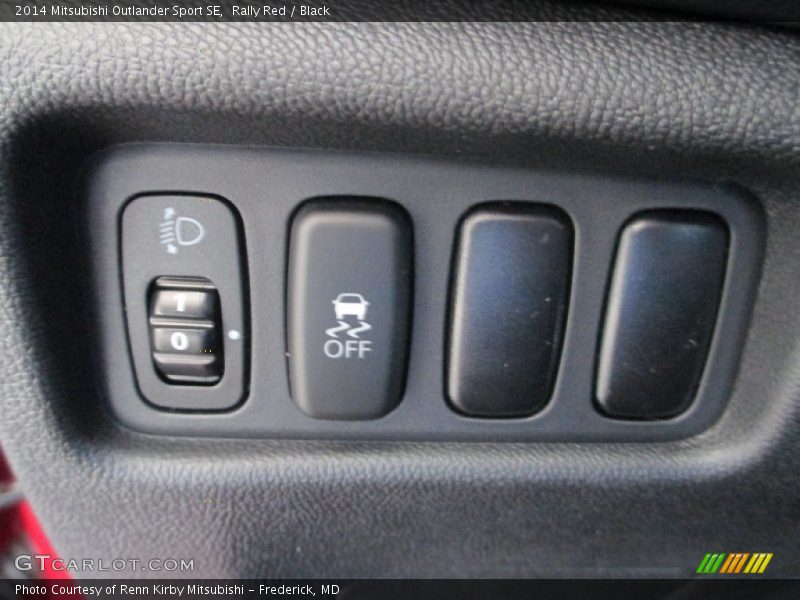 Rally Red / Black 2014 Mitsubishi Outlander Sport SE