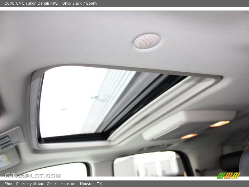 Onyx Black / Ebony 2008 GMC Yukon Denali AWD