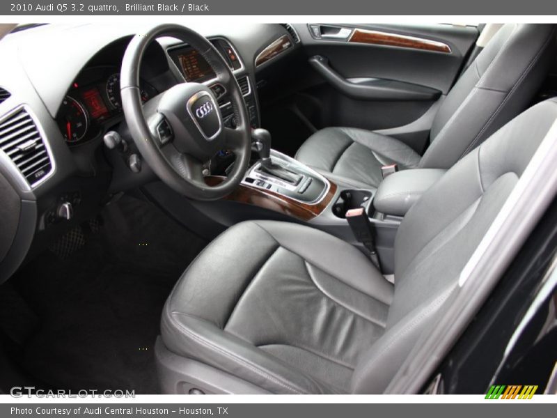 Brilliant Black / Black 2010 Audi Q5 3.2 quattro