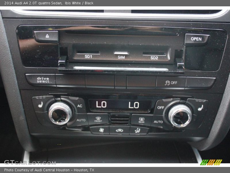 Ibis White / Black 2014 Audi A4 2.0T quattro Sedan