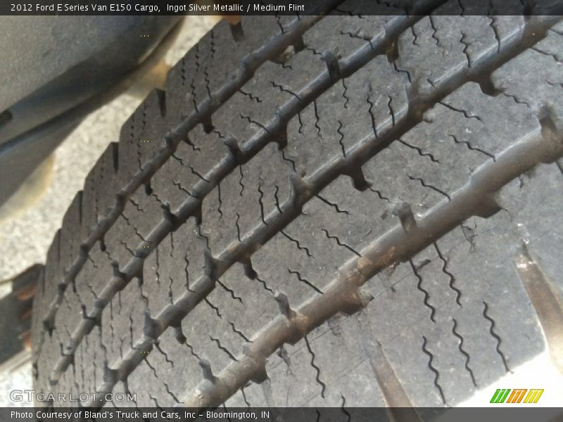 Ingot Silver Metallic / Medium Flint 2012 Ford E Series Van E150 Cargo