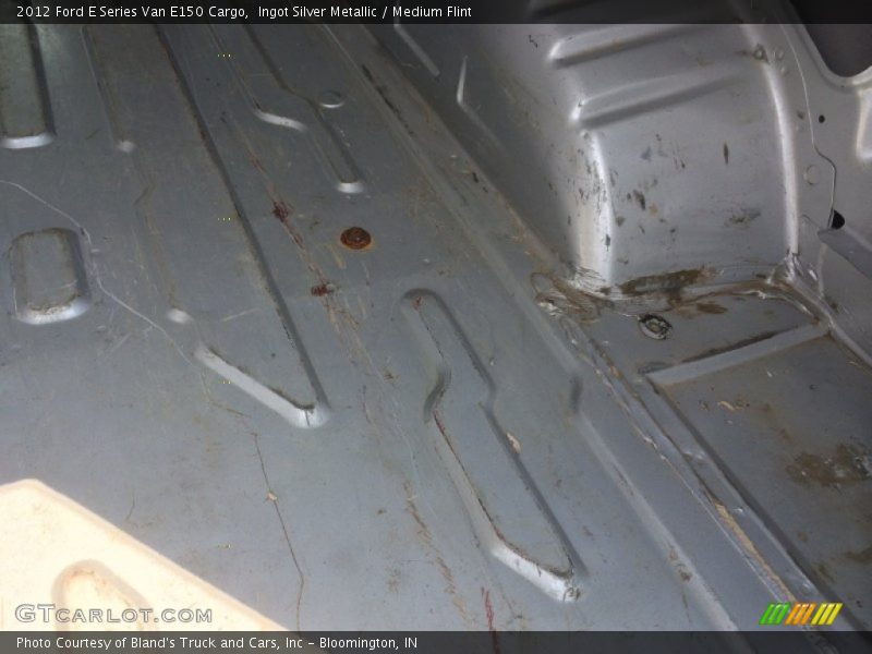 Ingot Silver Metallic / Medium Flint 2012 Ford E Series Van E150 Cargo