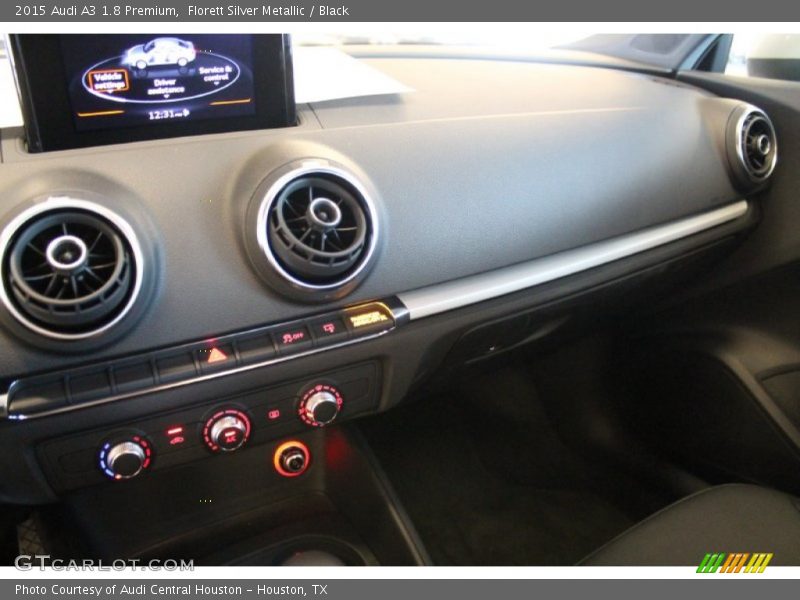 Florett Silver Metallic / Black 2015 Audi A3 1.8 Premium