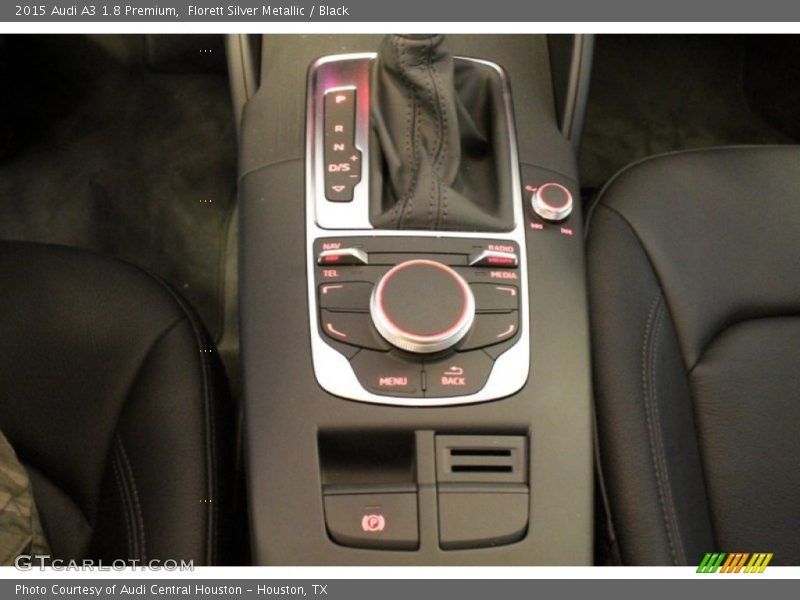 Florett Silver Metallic / Black 2015 Audi A3 1.8 Premium