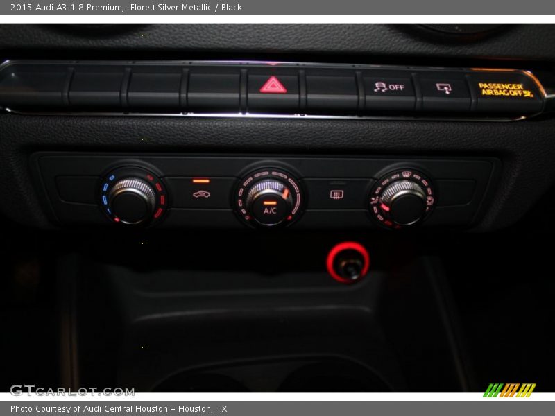 Florett Silver Metallic / Black 2015 Audi A3 1.8 Premium