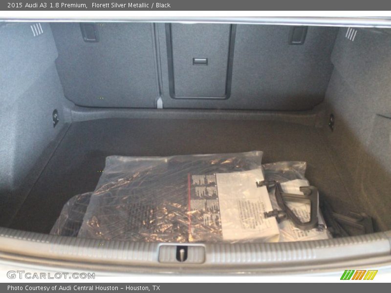 Florett Silver Metallic / Black 2015 Audi A3 1.8 Premium