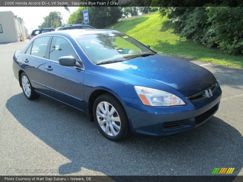 Front 3/4 View of 2006 Accord EX-L V6 Sedan